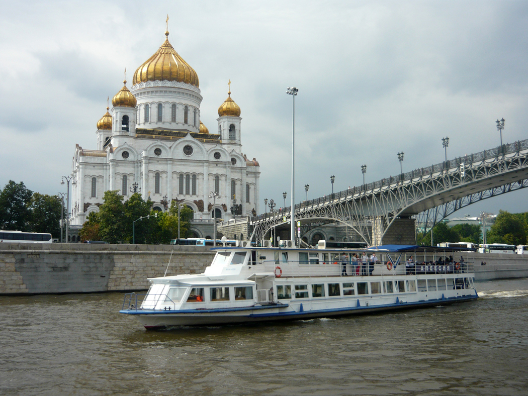 Прогулка на теплоходе по москве фото